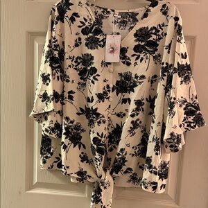 Chic Black Floral Women's Blouse